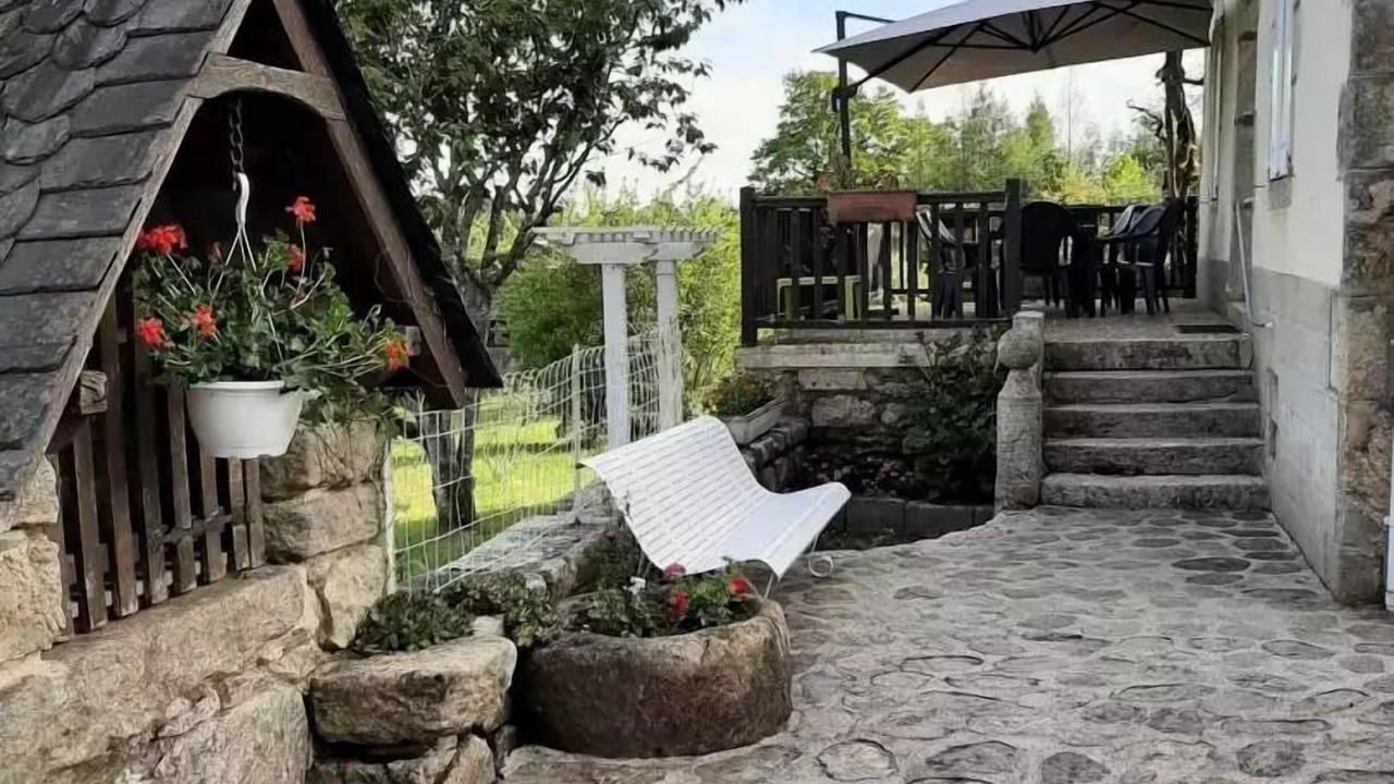 Photo of Patio Balcony in Gumond