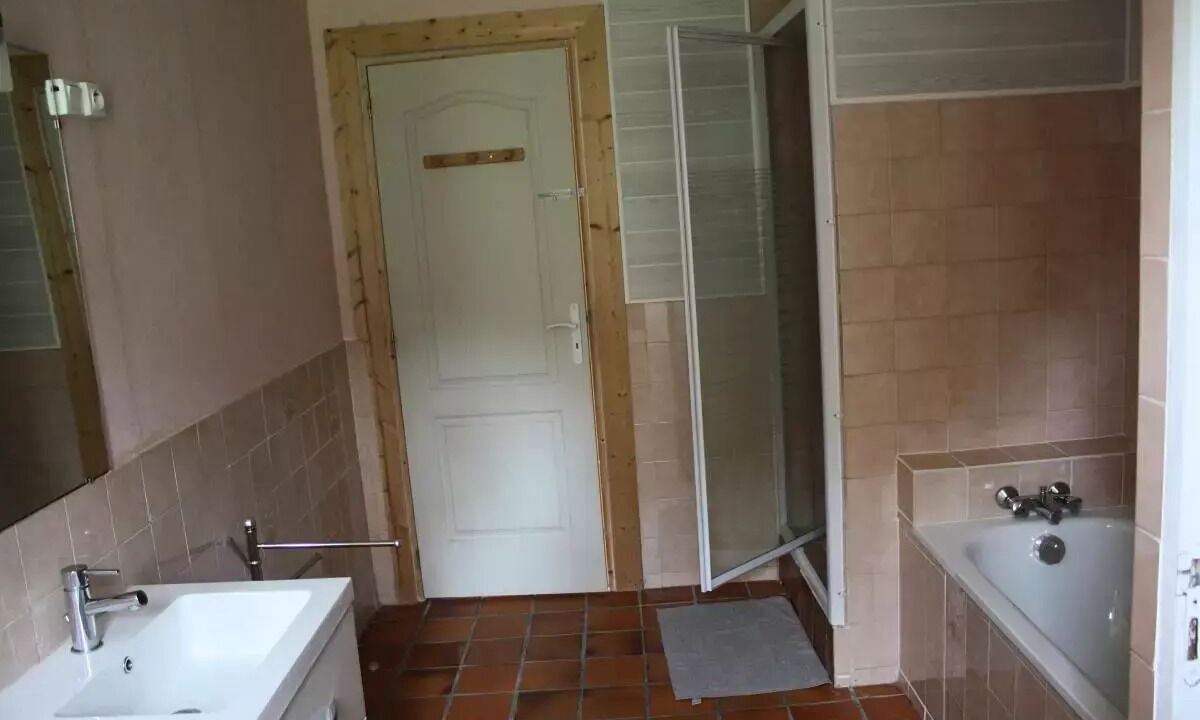 Photo of Bathroom in Alleyrat