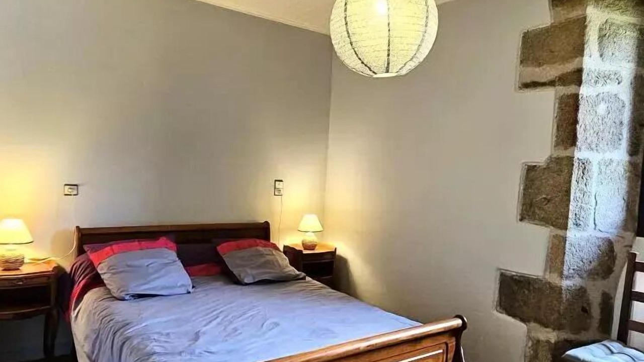 Photo of Bedroom in Saint-Martin-la-Meanne