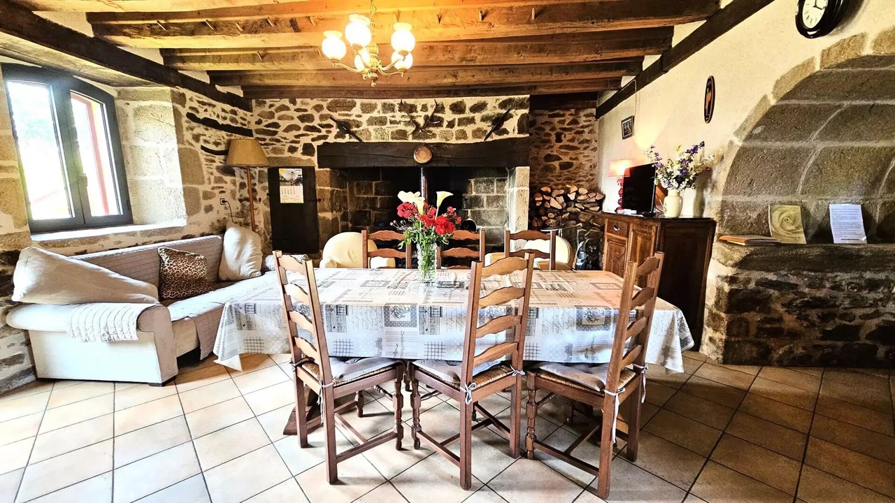 Photo of Others in Saint-Martin-la-Meanne