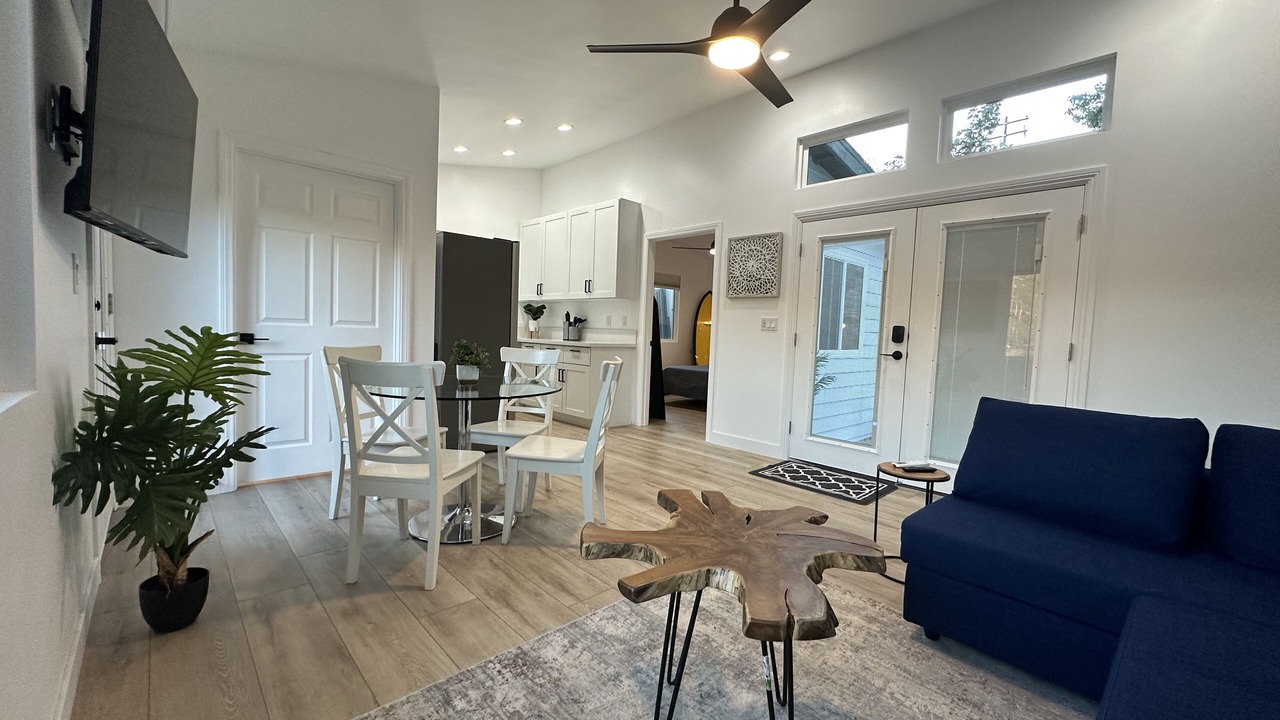 Photo of Bedroom in Lakeside