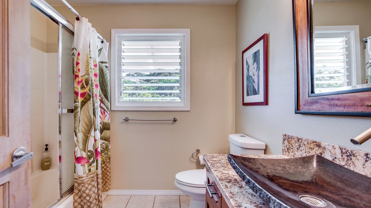 Photo of Bathroom in Honomu