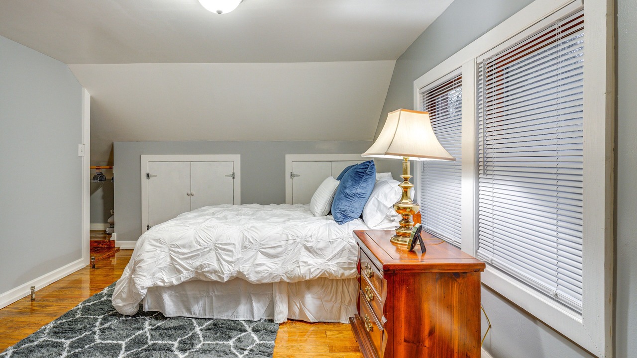 Photo of Bedroom in Jamestown