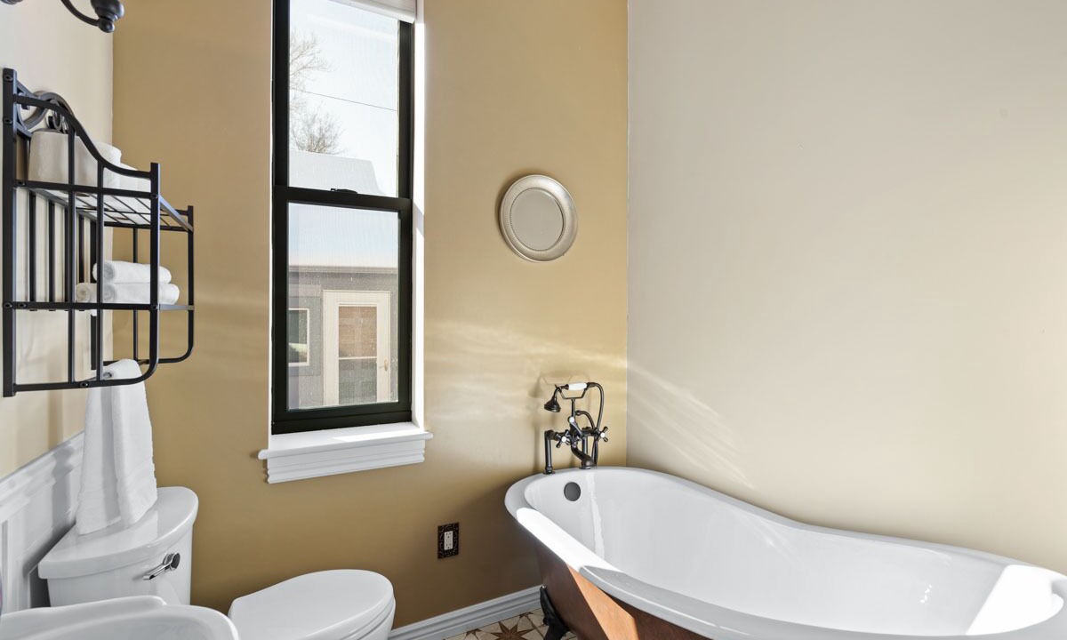 Photo of Bathroom in Cheyenne