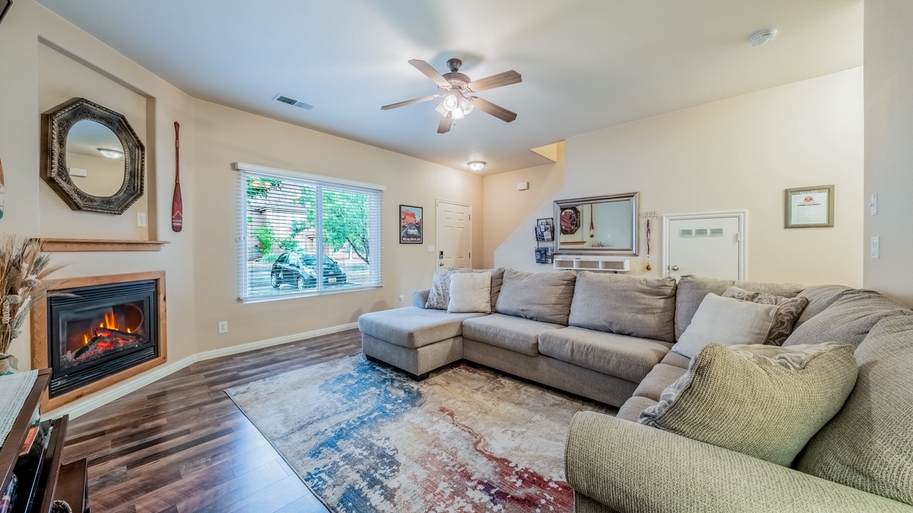 Photo of Livingroom in Kanab