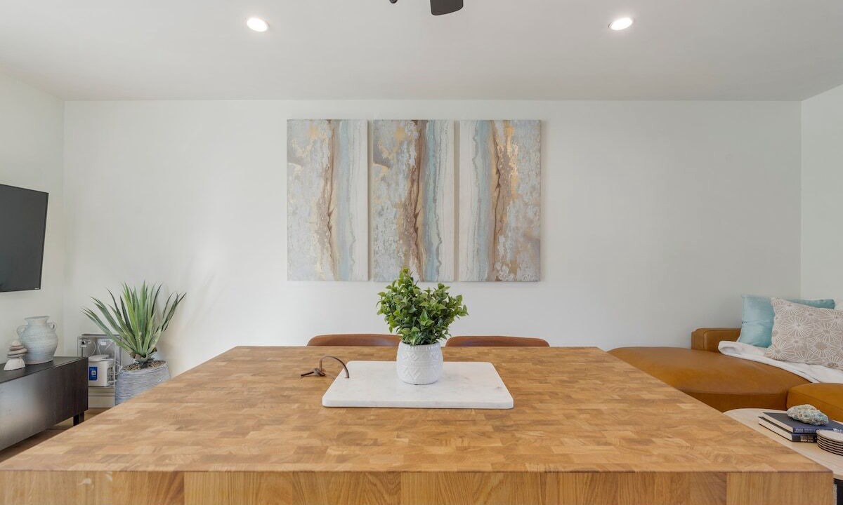 Photo of Others in Cherry Street