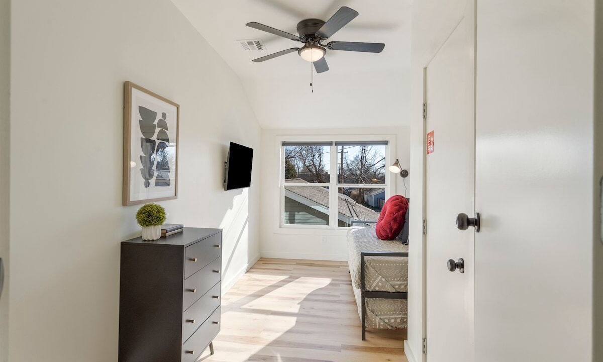 Photo of Others in Cherry Street