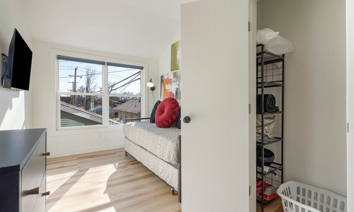 Photo of Others in Cherry Street