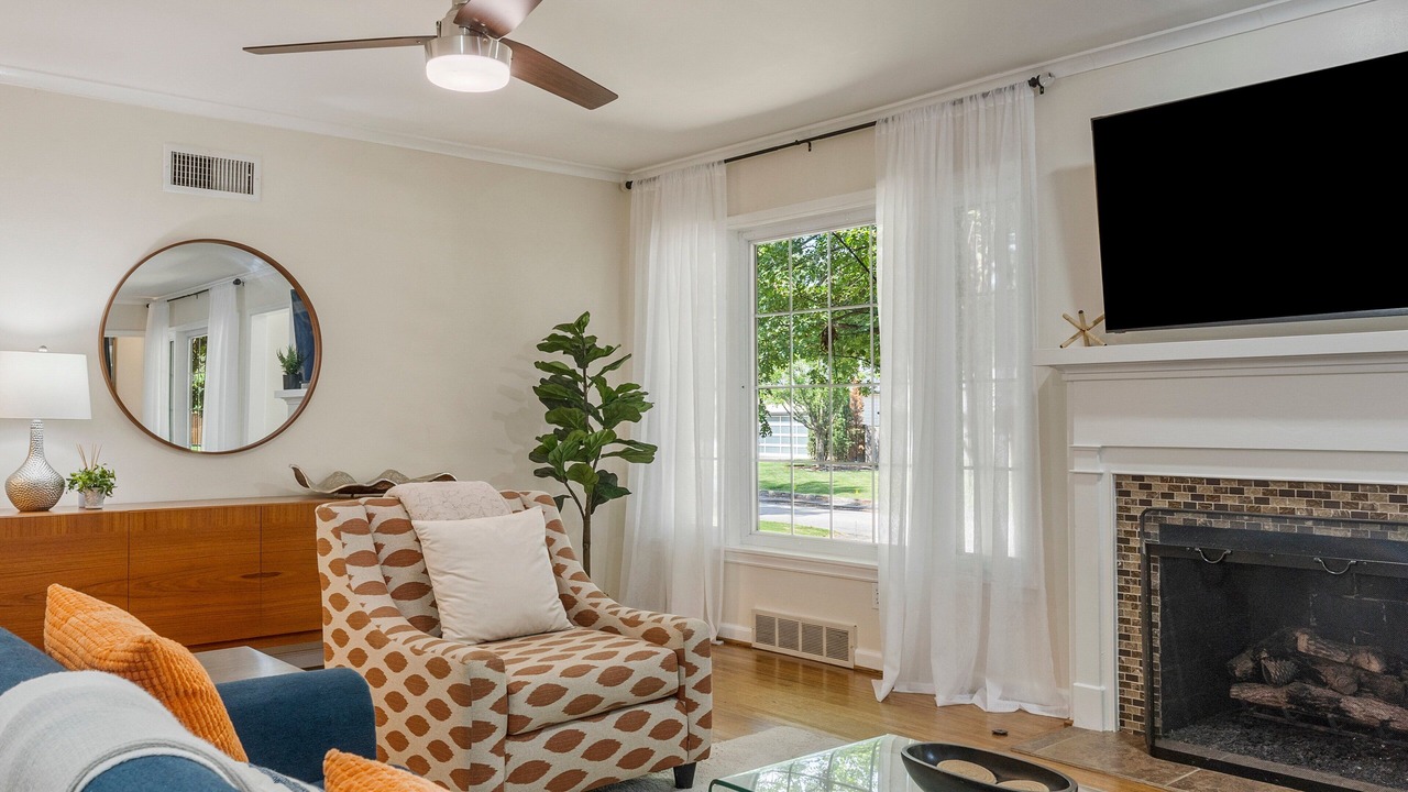 Photo of Livingroom in Tulsa
