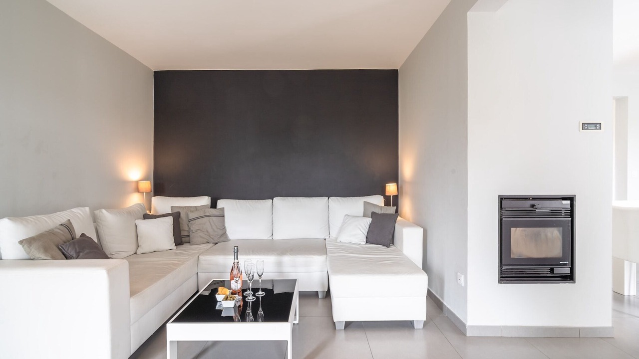 Photo of Livingroom in Saint-Genies-de-Fontedit