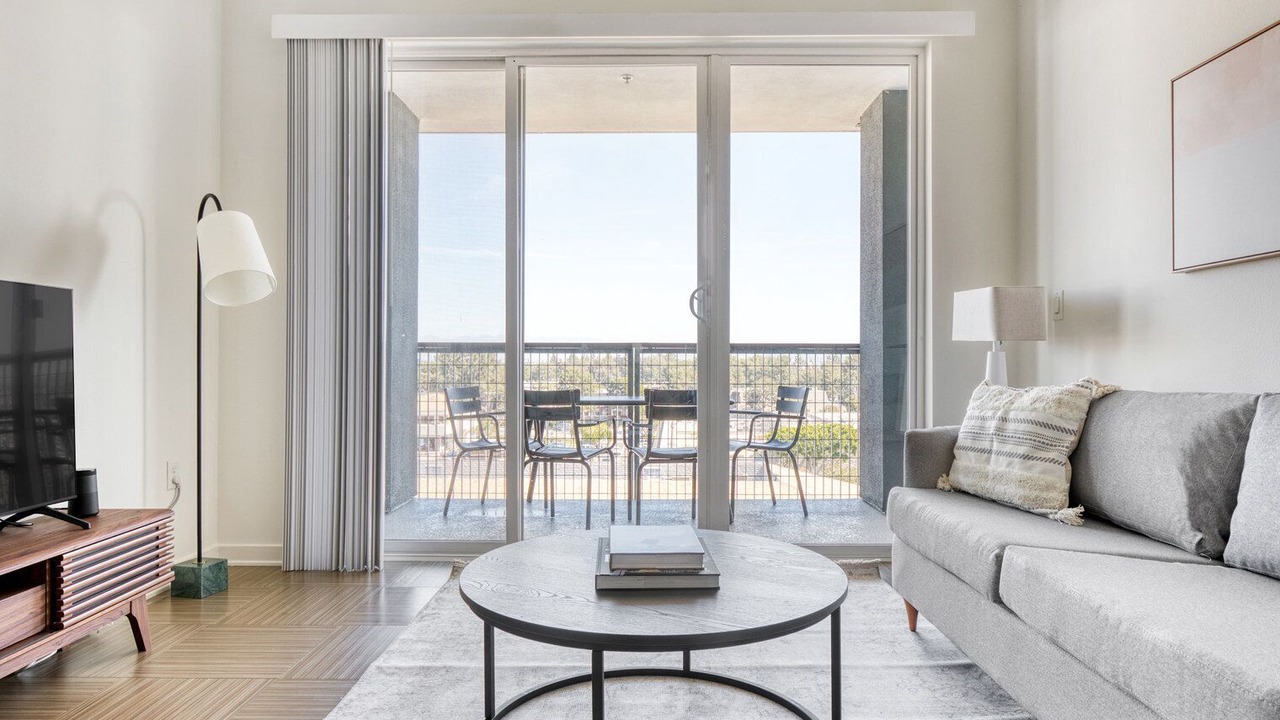 Photo of Livingroom in Del Rey
