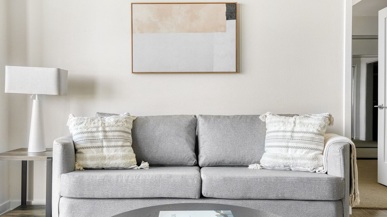 Photo of Livingroom in Del Rey