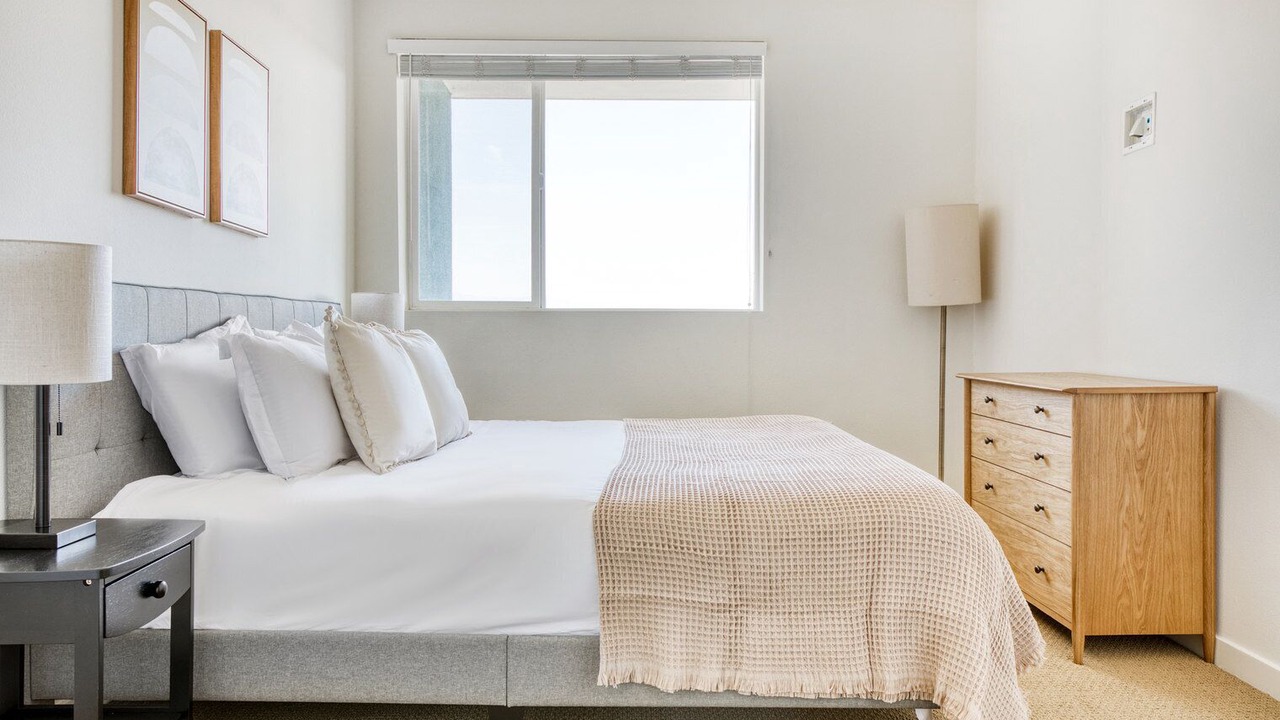 Photo of Bedroom in Del Rey