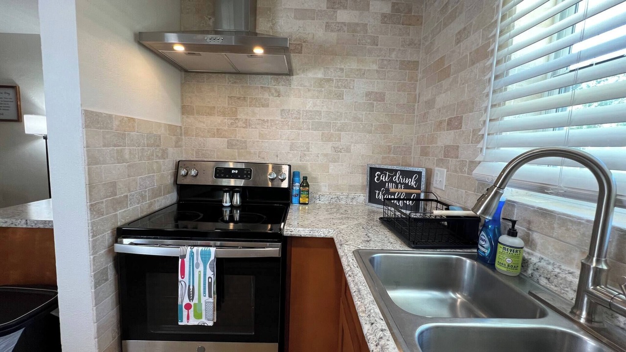 Photo of Kitchen in Deltona Lakes