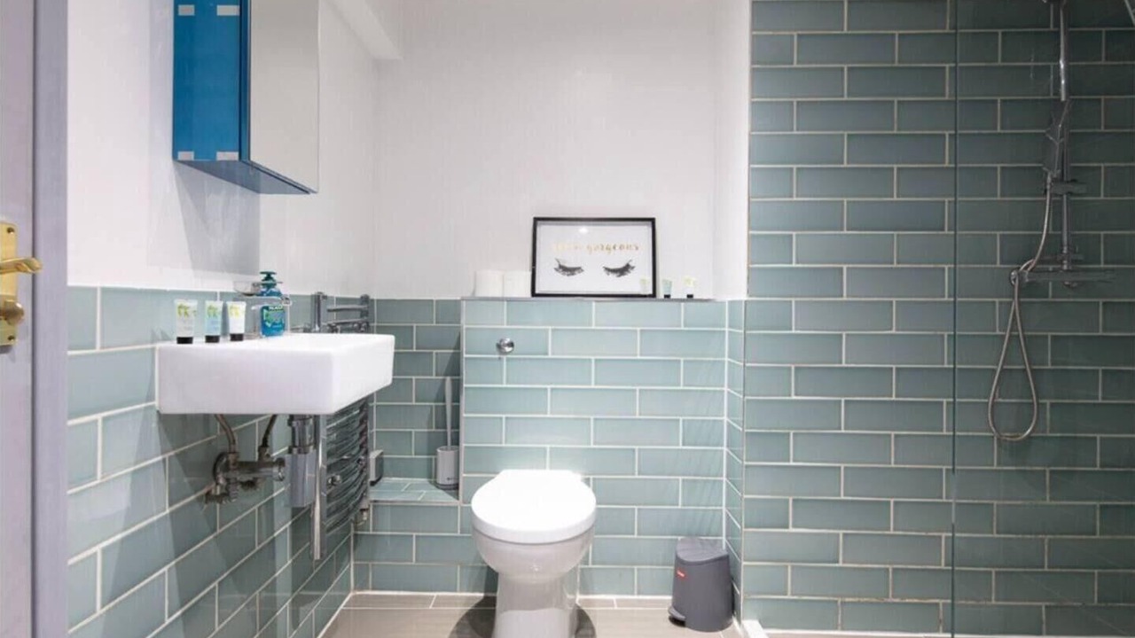 Photo of Others in East Acton