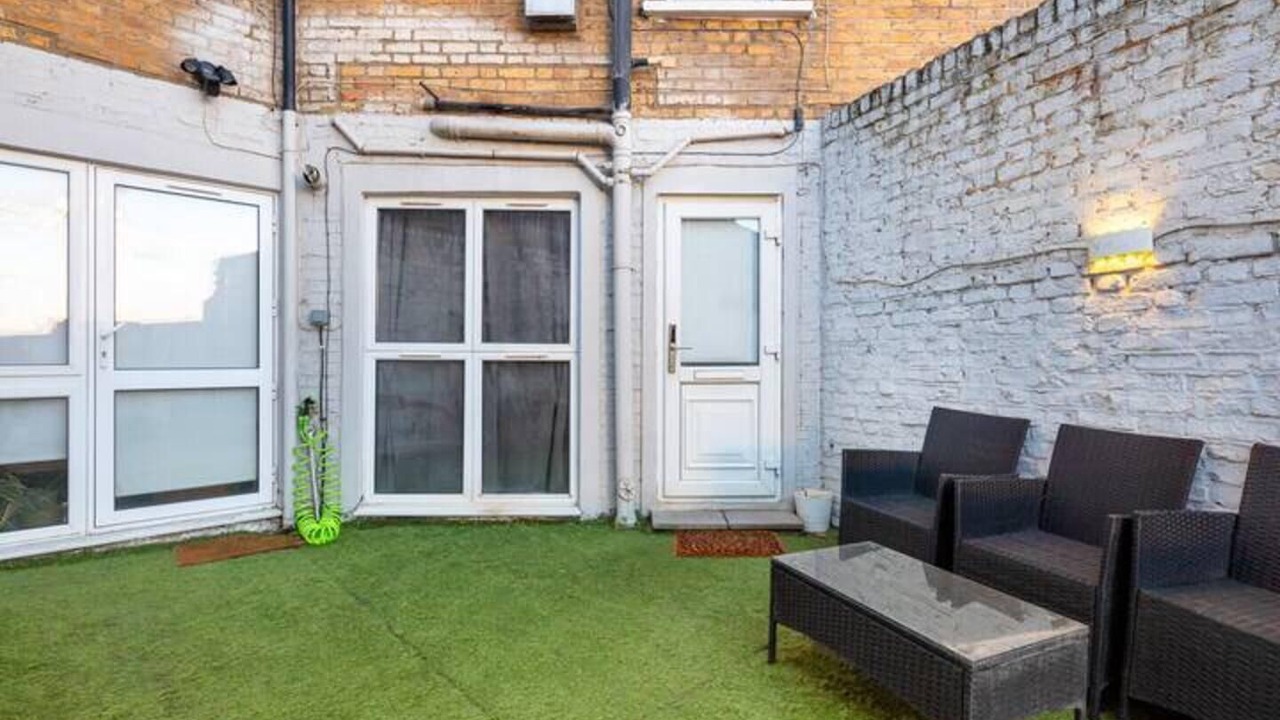 Photo of Others in East Acton