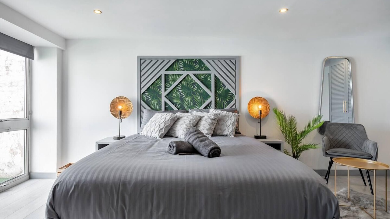 Photo of Others in East Acton