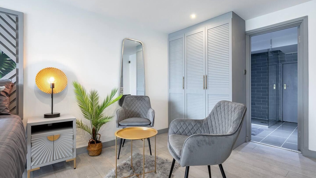 Photo of Others in East Acton