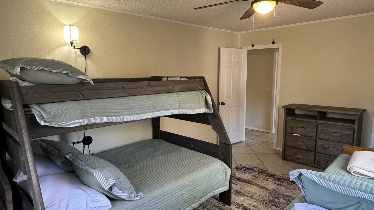 Photo of Bedroom in West Livingston
