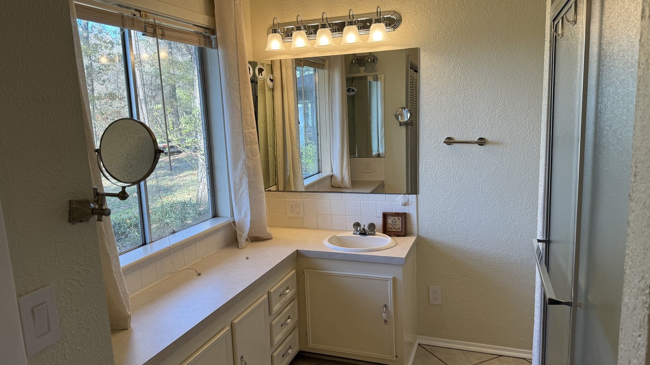 Photo of Bathroom in West Livingston