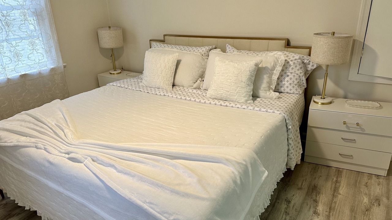 Photo of Bedroom in Smyrna