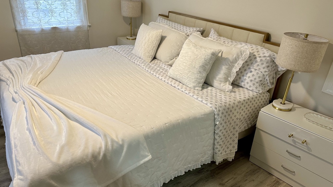 Photo of Bedroom in Smyrna