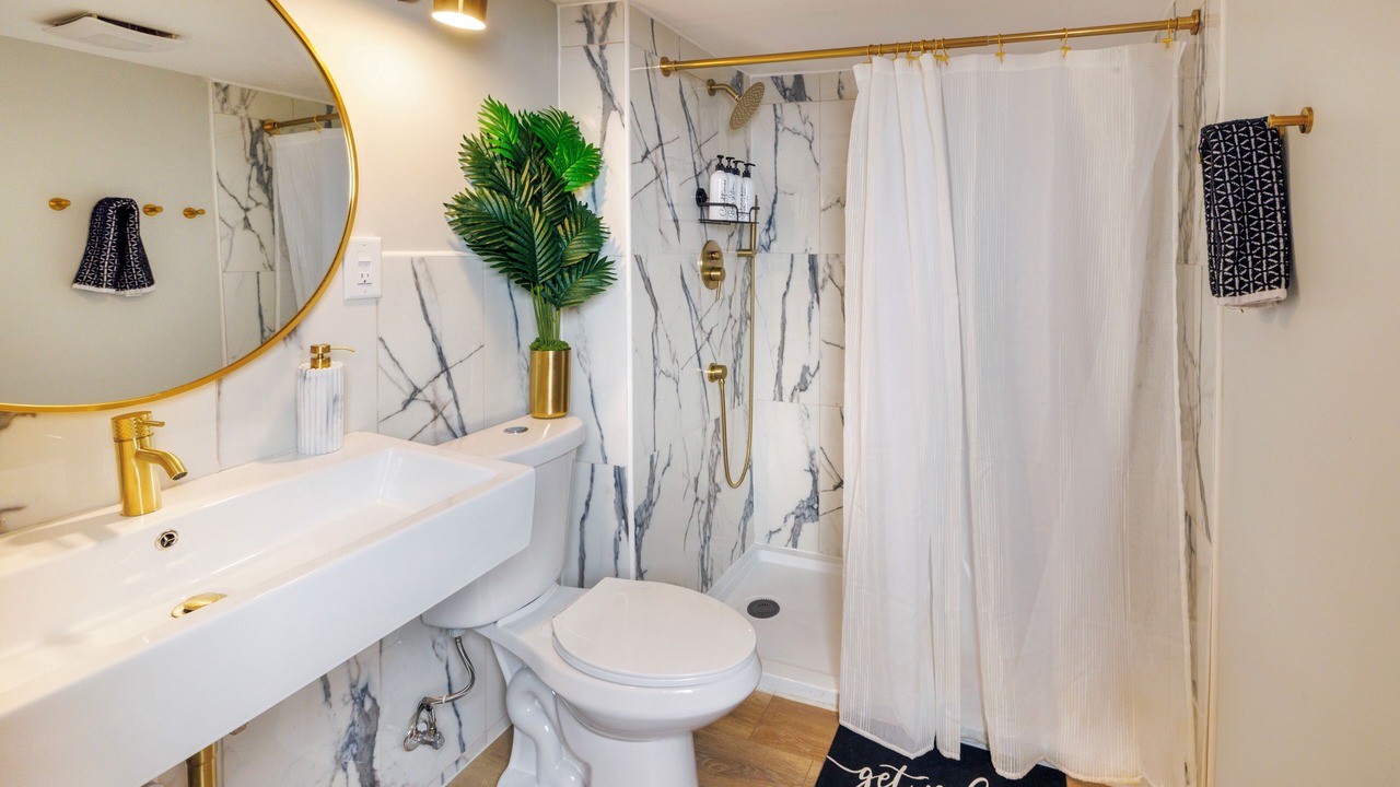 Photo of Bathroom in South Holland