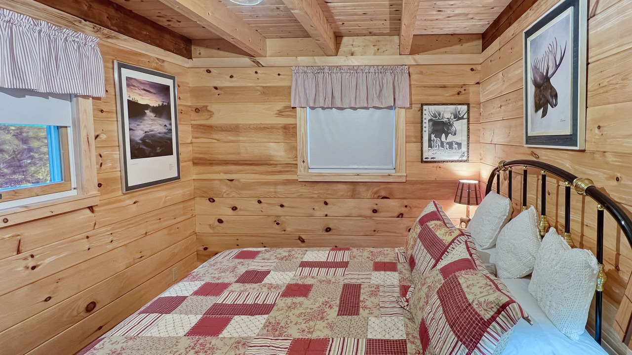 Photo of Bedroom in Beaver Cove