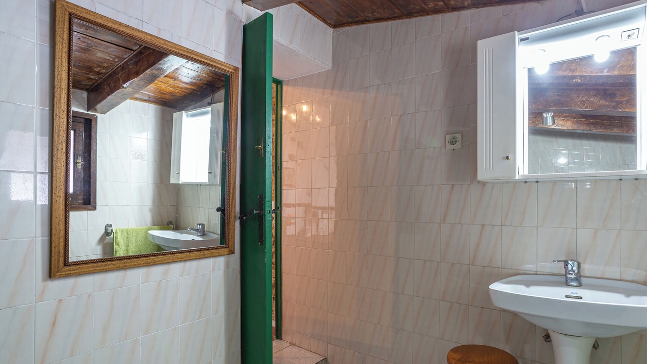 Photo of Bathroom in Palafolls