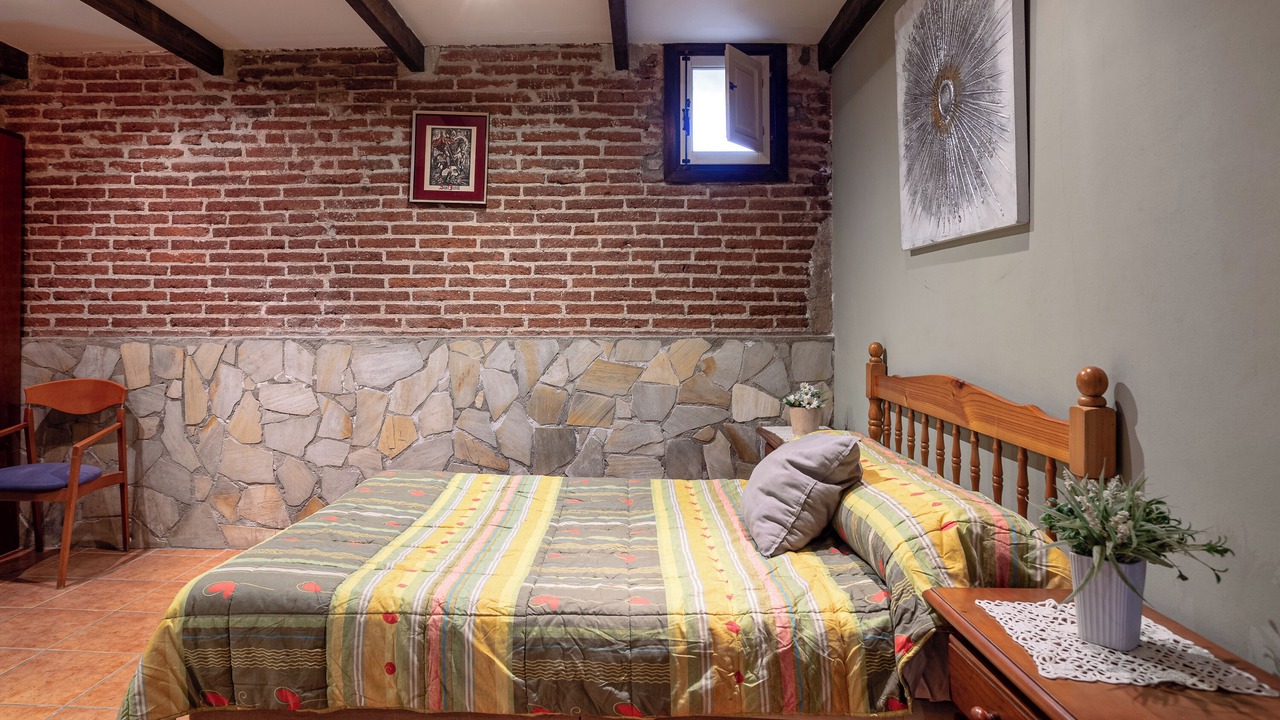 Photo of Bedroom in Palafolls