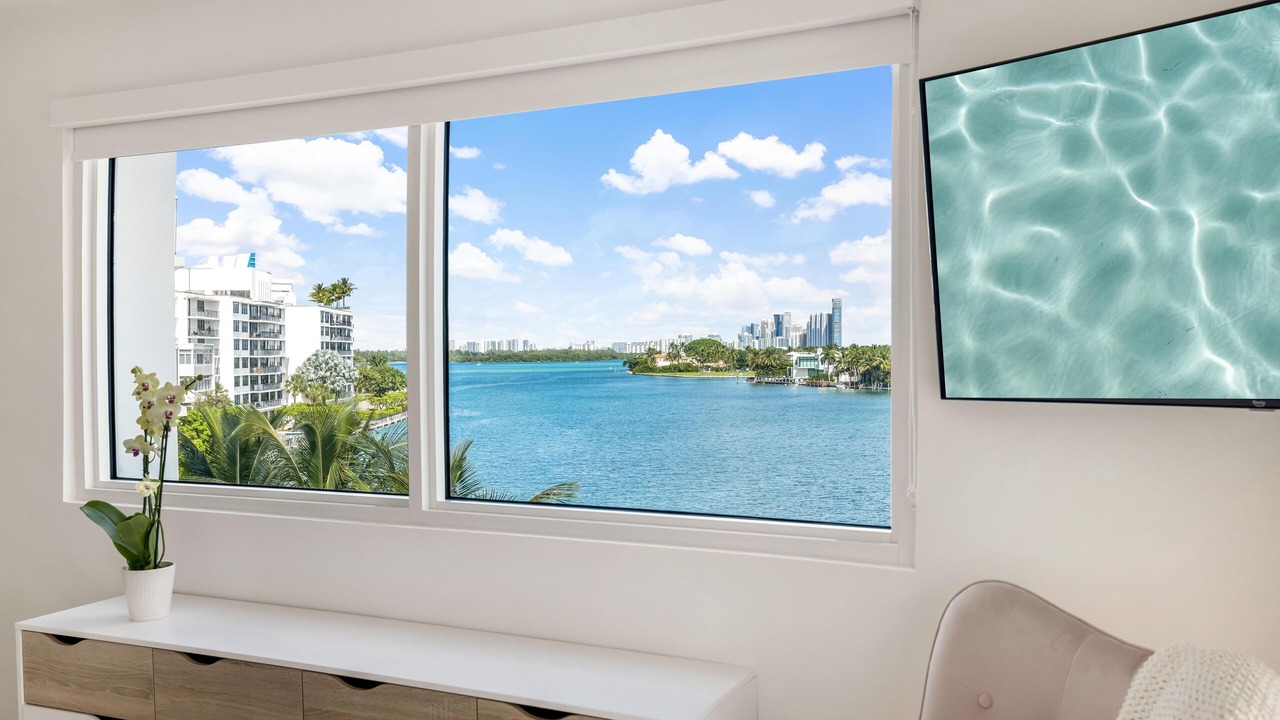 Photo of Others in Bay Harbor Islands