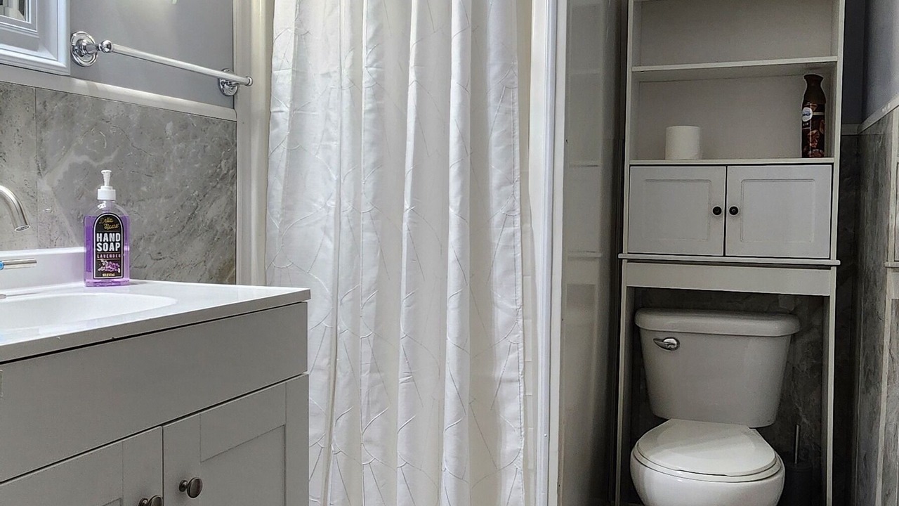 Photo of Bathroom in Village of Yorkville