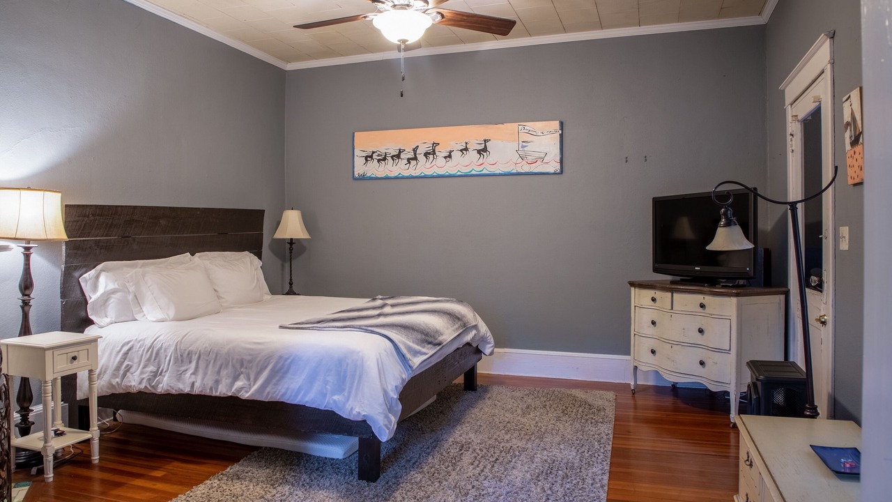 Photo of Bedroom in Chapel Hill