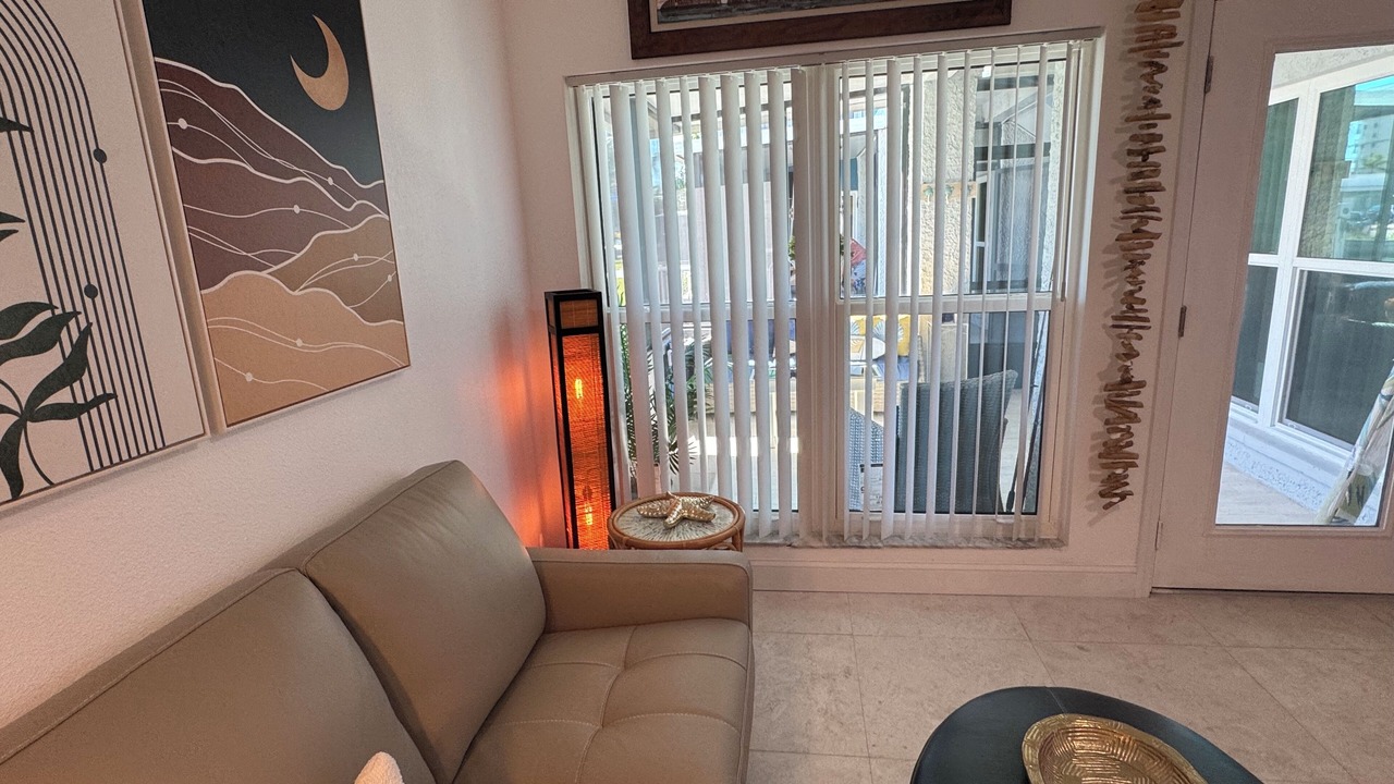 Photo of Livingroom in Madeira Beach