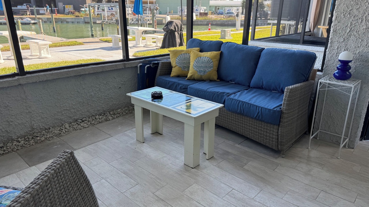 Photo of Livingroom in Madeira Beach