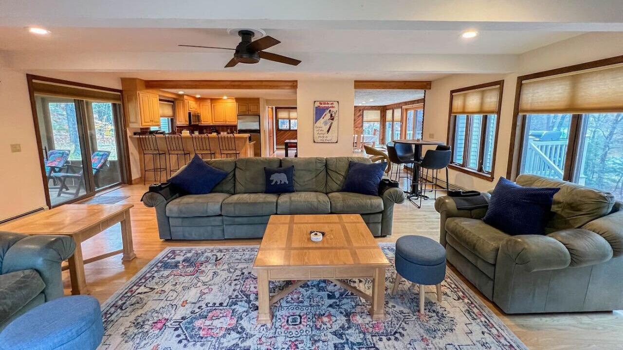 Photo of Livingroom in Birchview by the Saco