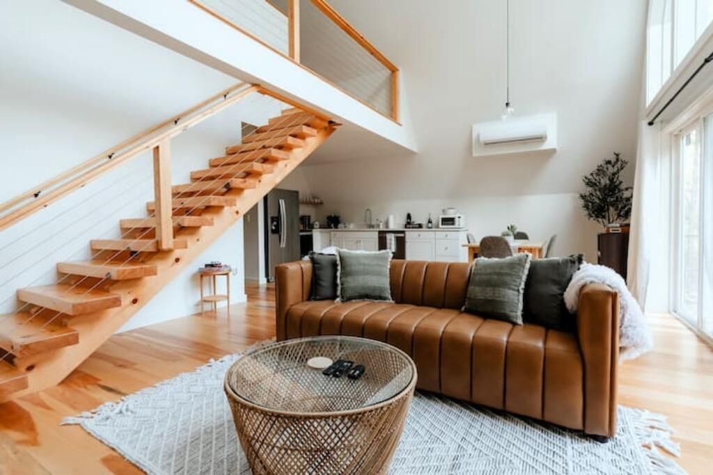 Photo of Livingroom in Jeffersonville