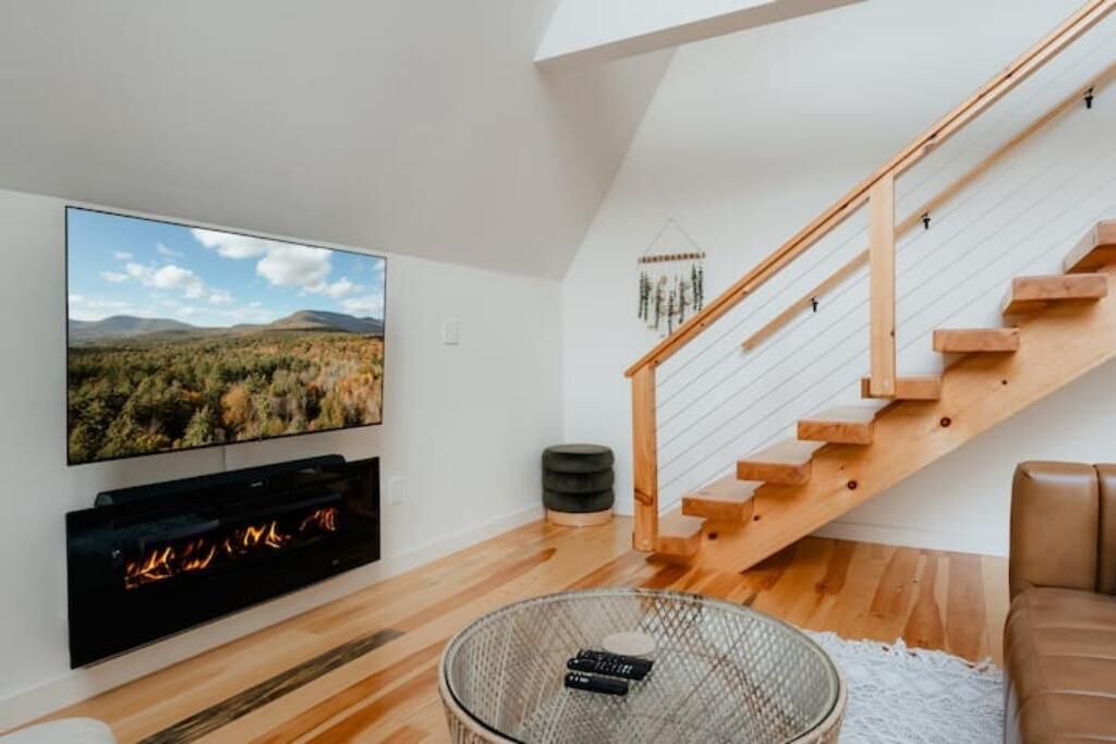 Photo of Livingroom in Jeffersonville