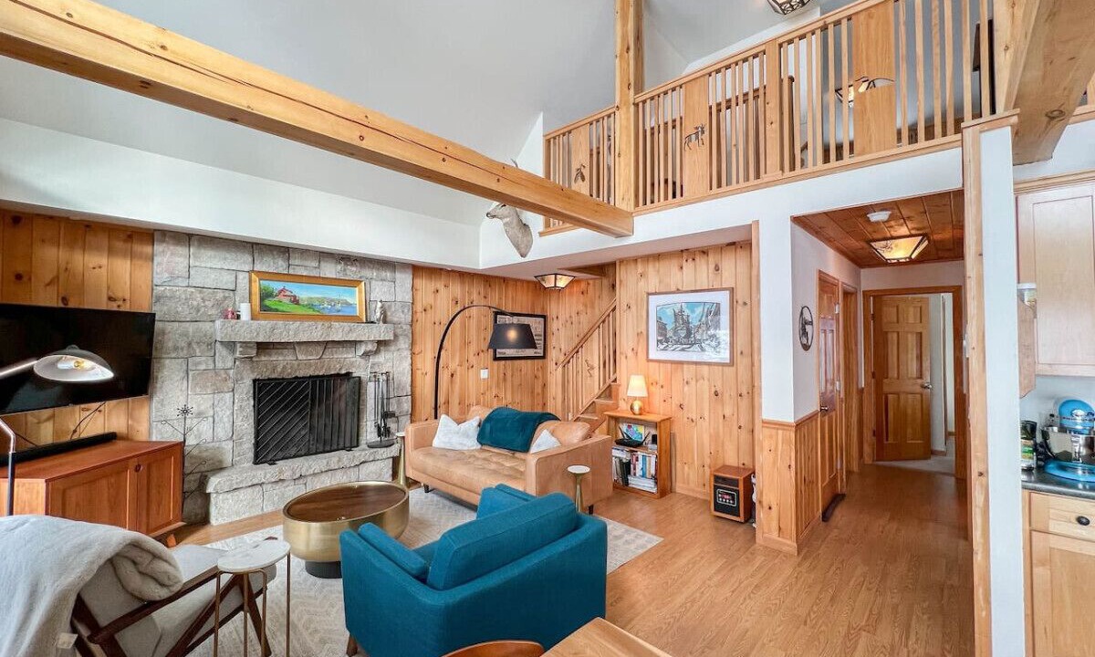 Photo of Livingroom in Fryeburg