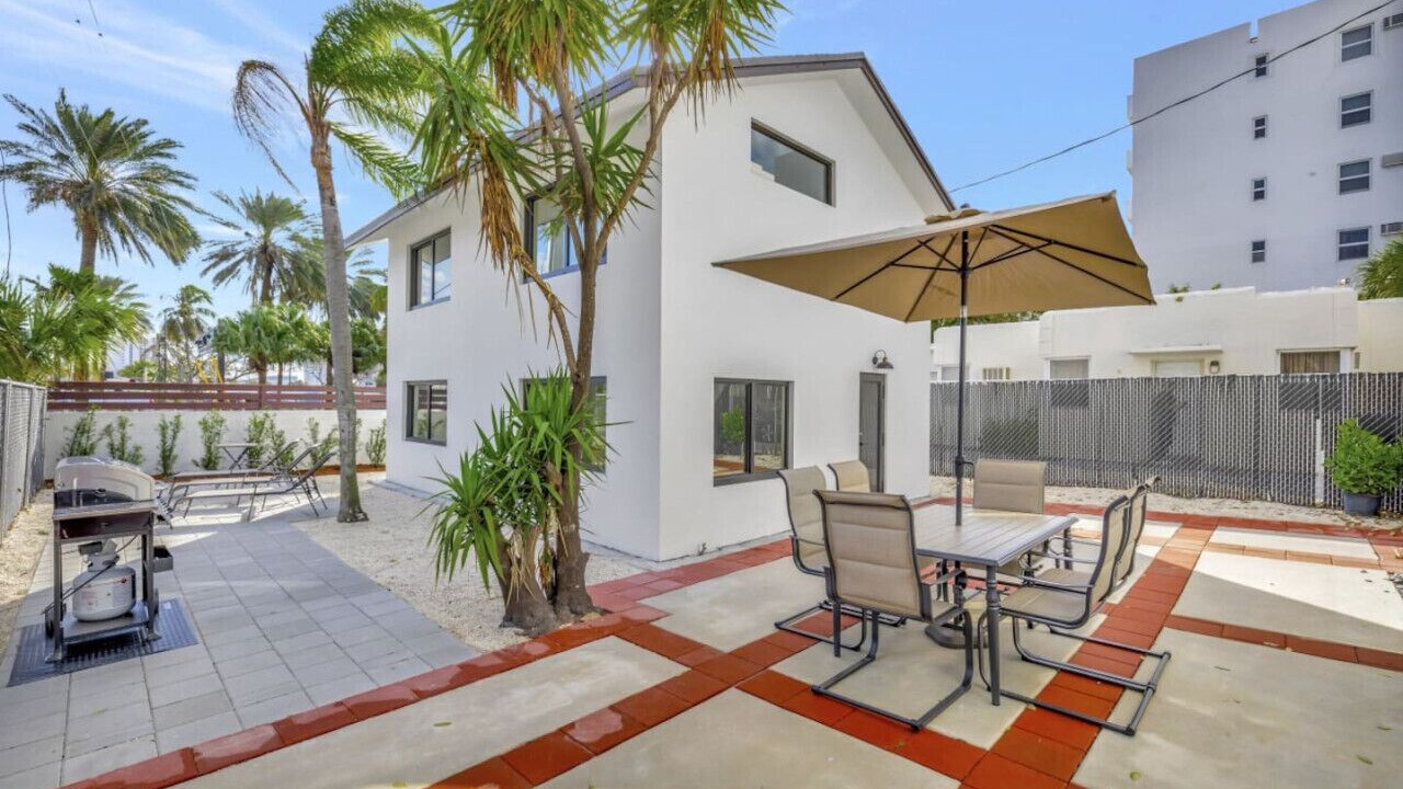 Photo of Outdoor in Central Beach