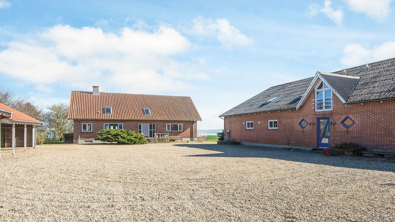 Photo of Outdoor in Karby