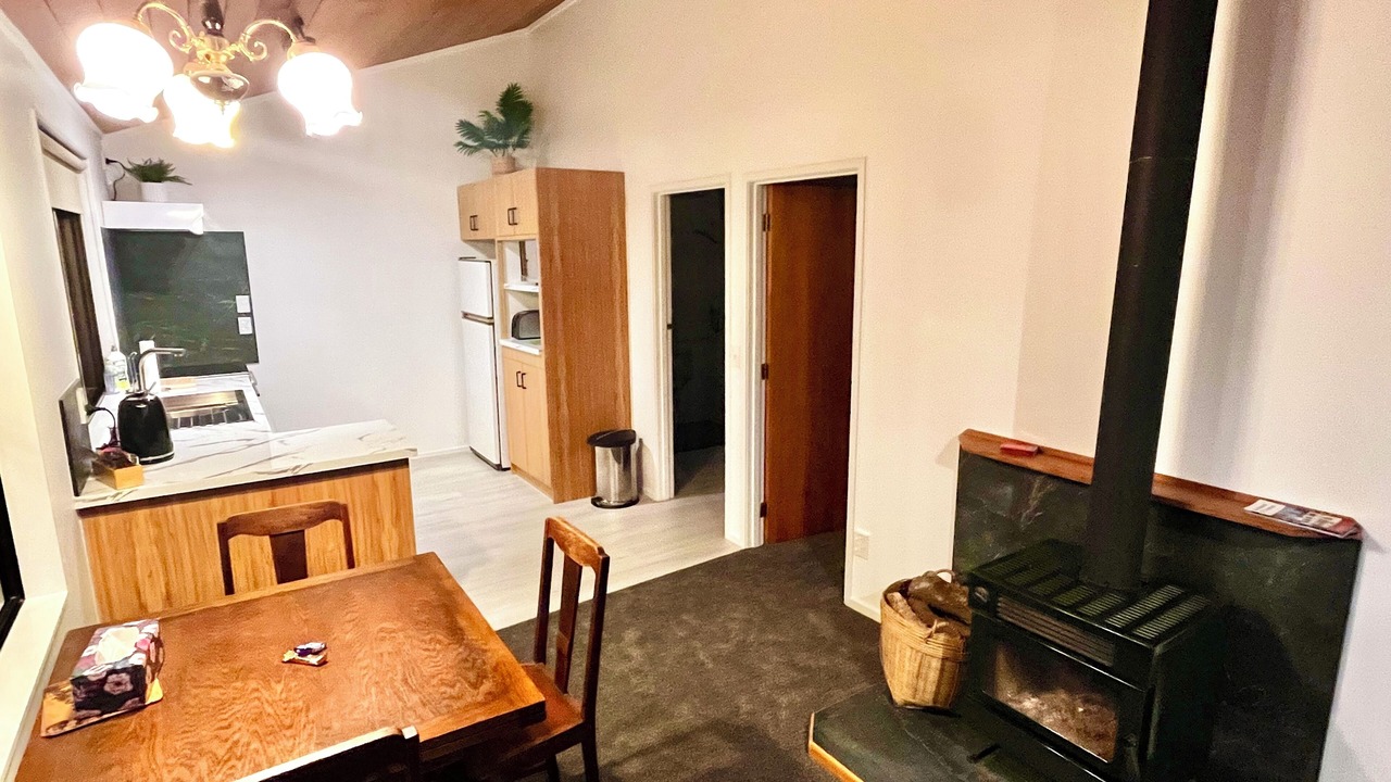 Photo of Kitchen in Waiatarua