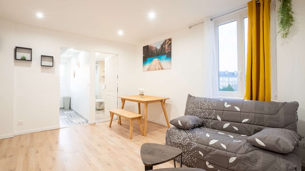 Photo of Livingroom in Charleville-Mezieres