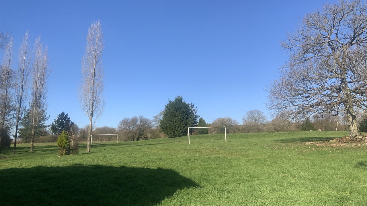 Photo of Others in Montebourg