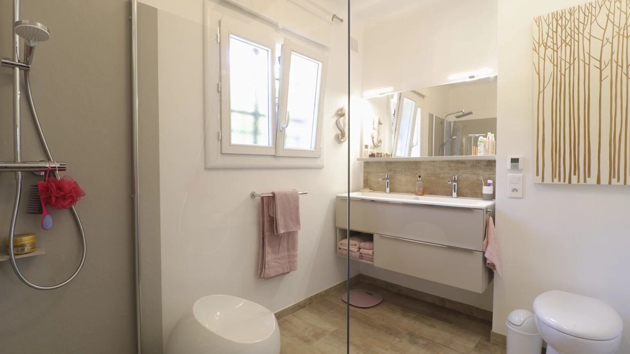 Photo of Others in Saint-Jacques