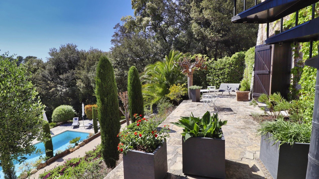 Photo of Others in Saint-Jacques