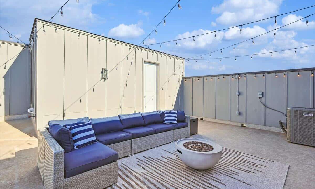 Photo of Patio Balcony in Cedars