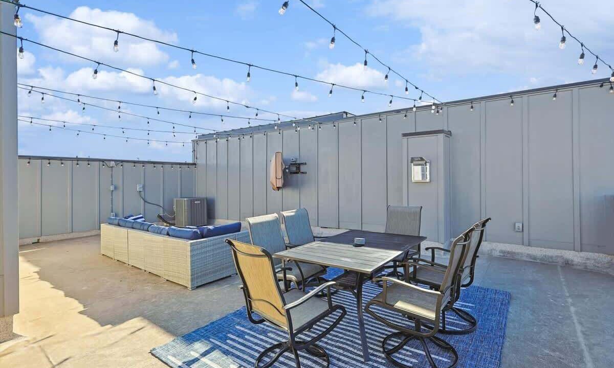 Photo of Outdoor in Cedars