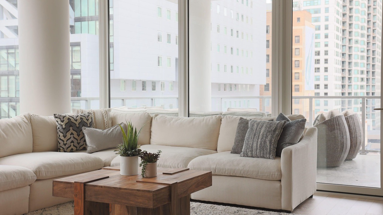 Photo of Livingroom in Near North Side