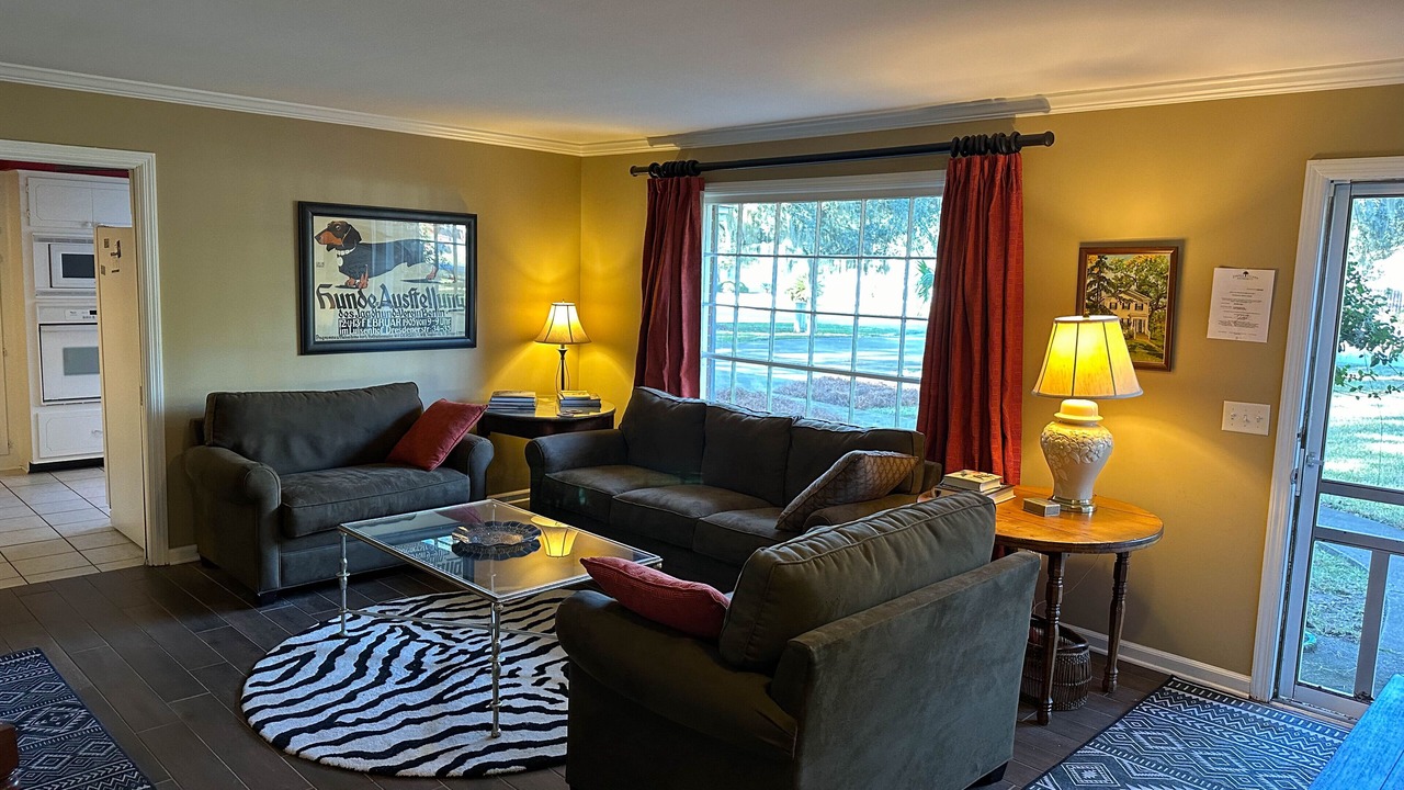 Photo of Livingroom in Jekyll Island